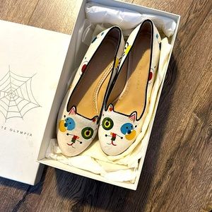 Charlotte Olympia 37.5 off white kitty flats